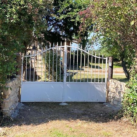 Les Anges Bleus Villa Chavannes-Sur-Reyssouze Exterior foto